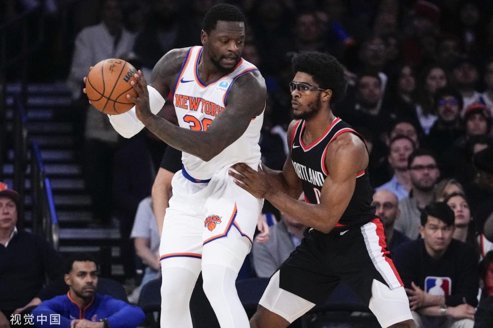 雕像虽然是 雕像虽然是